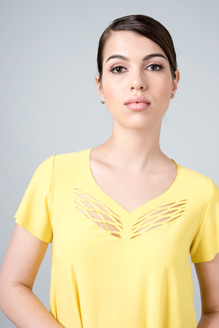 Yellow shirt with V neckline and short sleeves - Zeta shirt