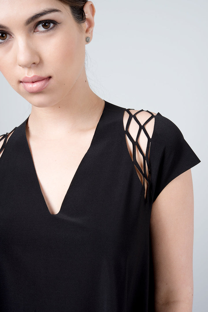 Gamma shirt - black shirt with a special cut on the shoulder