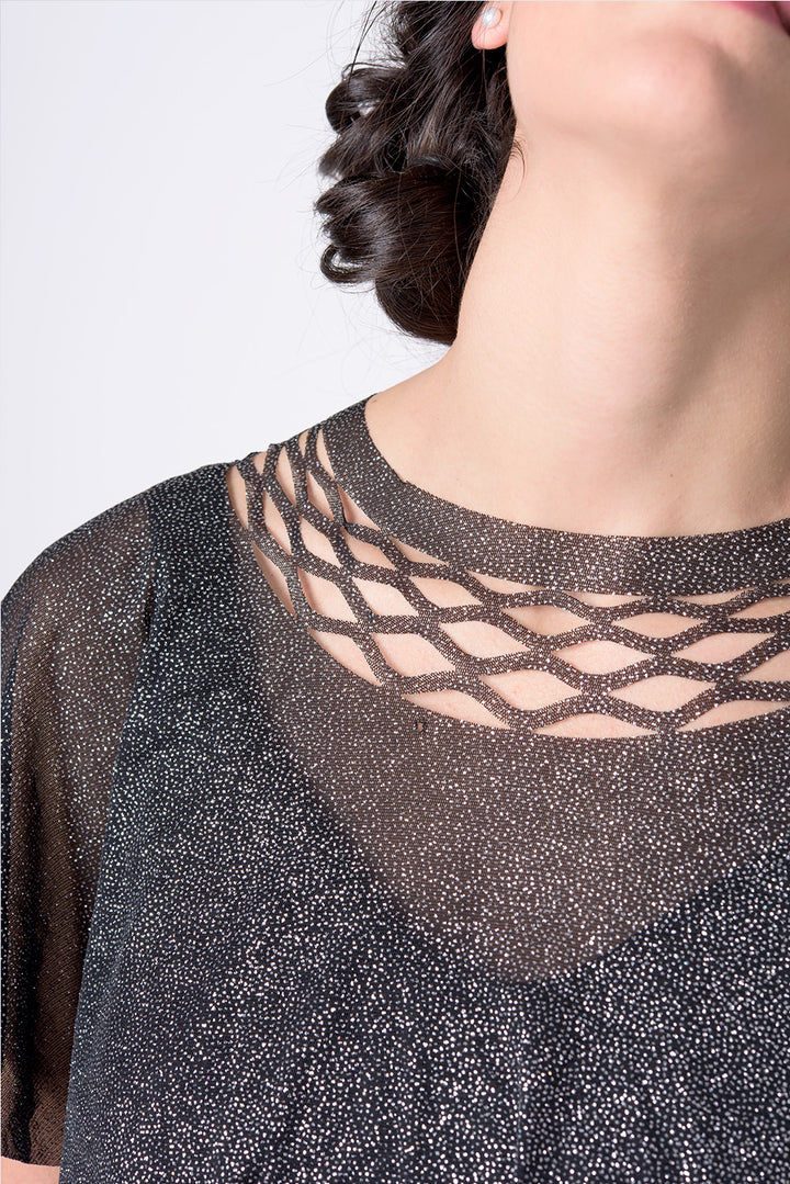 Sparkly top for the event with a chain trim