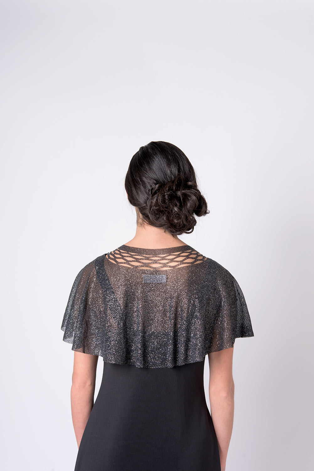 Sparkly top for the event with a chain trim