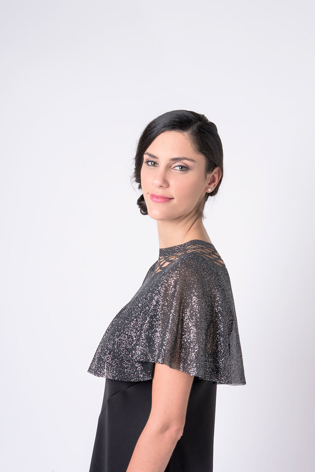 Sparkly top for the event with a chain trim