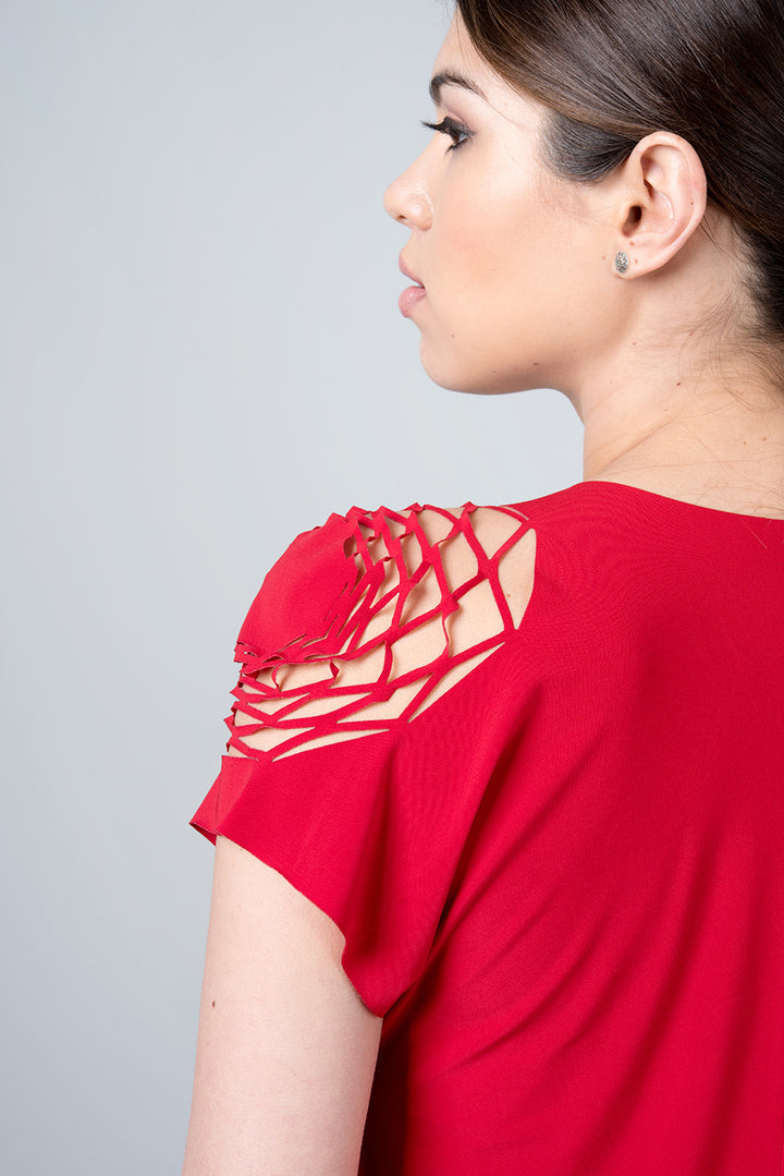 Red delta shirt - shirt with hexagons on the shoulder