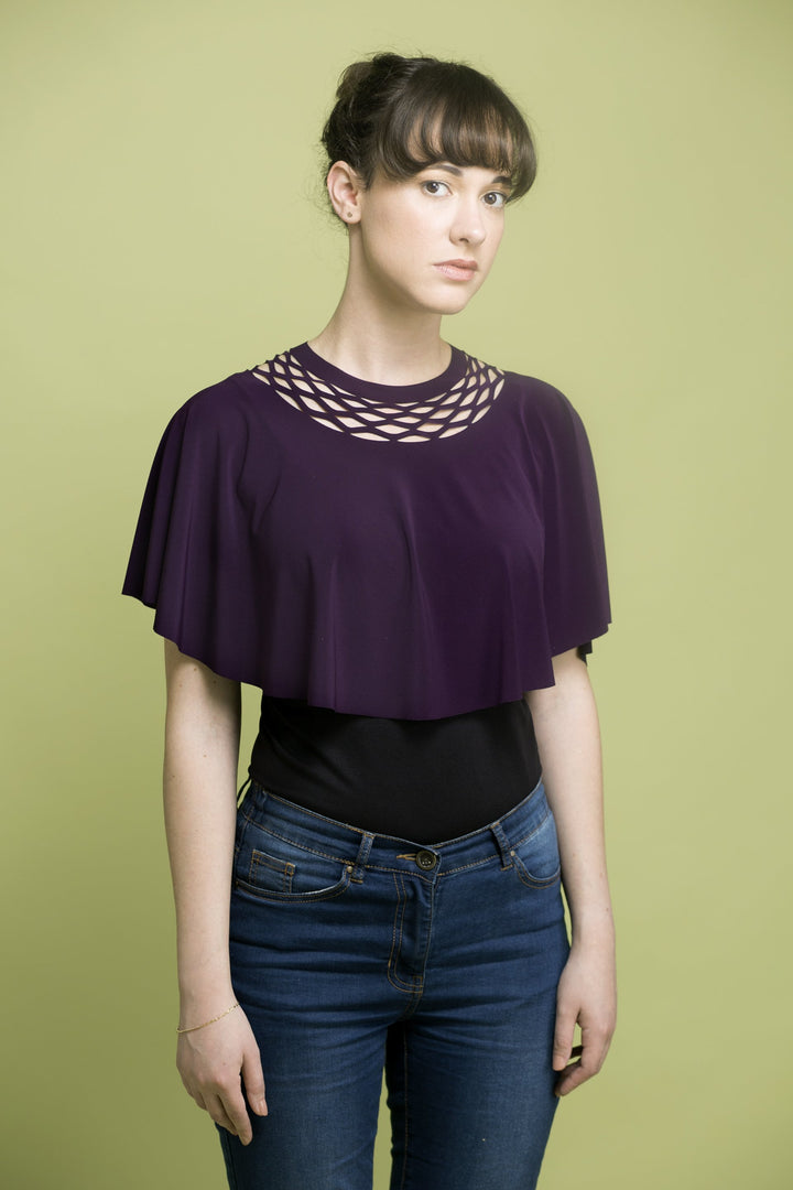 A special top for the event with a chain cut - a purple top