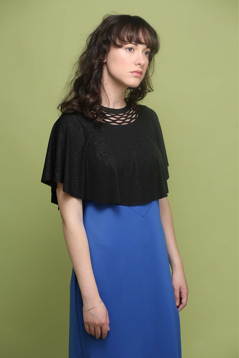 Top for the event - a sparkling black top for the evening with a chain trim